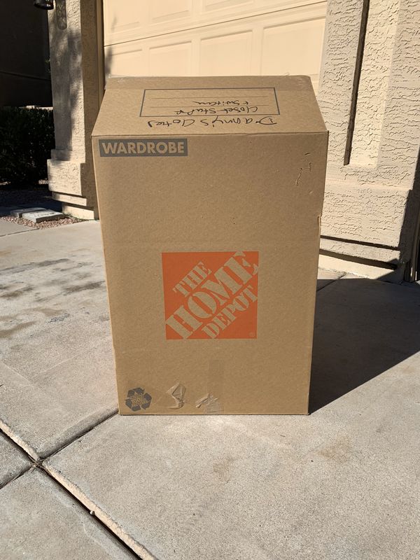 SALESet of Home Depot Uhaul moving boxes includes wardrobe box and