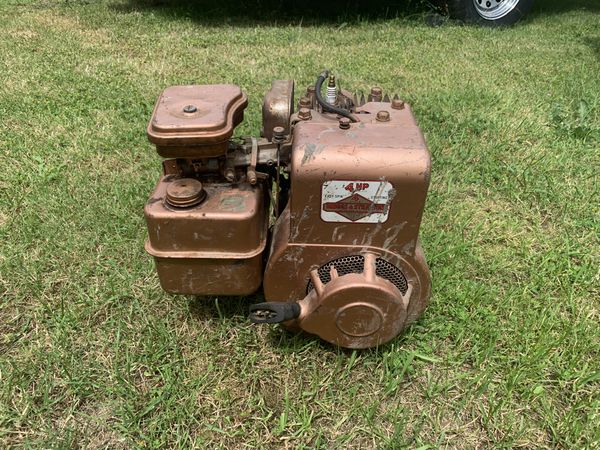 Vintage Briggs & Stratton for Sale in Puyallup, WA - OfferUp