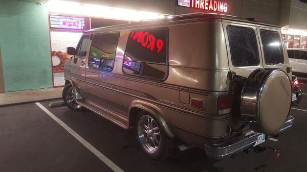 95 chevy van g20 great conditions mint for Sale in South Gate, CA - OfferUp