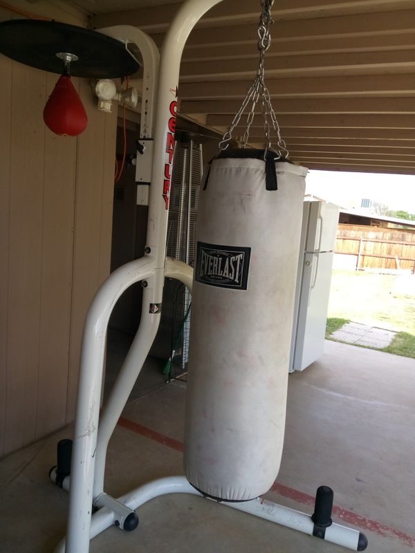 Century heavy and speed Everlast bag combo for Sale in Hesperia, CA - OfferUp
