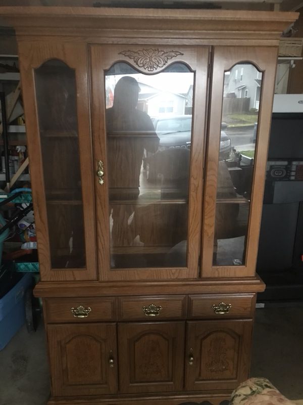 12 piece Broyhill formal dining room set for Sale in Orting, WA - OfferUp