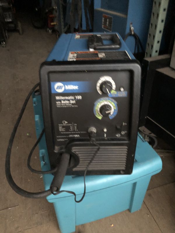 Miller Millermatic 180 Autoset mig welder for Sale in Riverside, CA