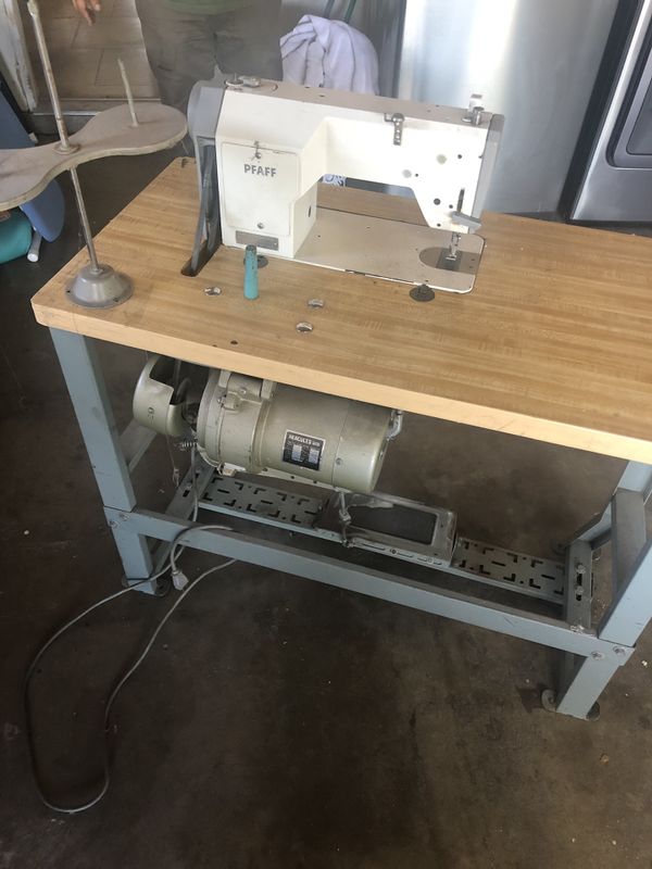 Sewing machine (industrial) PFAFF 118 for Sale in Las Vegas, NV OfferUp