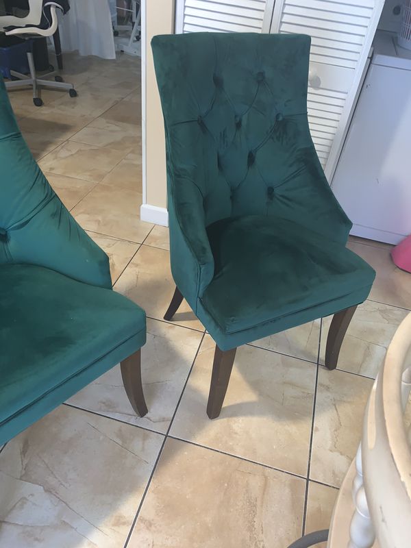 Emerald Green Dining chairs set of 4 And FREE TABLE for Sale in Tampa