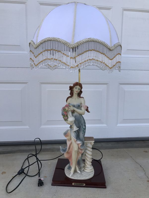 Crosa Lamp Lady figurine for Sale in Menifee, CA OfferUp