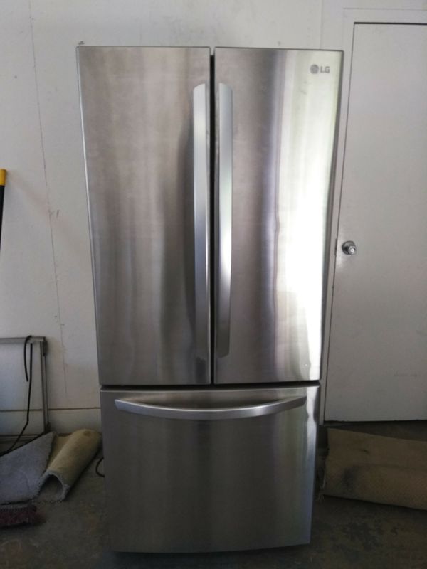 Refrigerator LG LFCS22520S for Sale in Turlock, CA - OfferUp