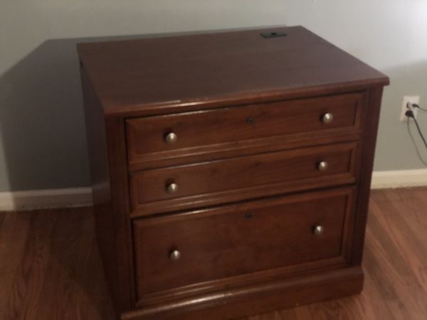 Vintage lateral file cabinet by Stanley Furniture for Sale ...