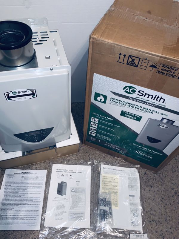 AO Smith Signature Premier Indoor Natural Gas Tankless Water Heater
