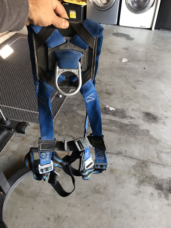 Safety harnesses lanyards yoyos in extensions for Sale in Rancho Cucamonga, CA OfferUp