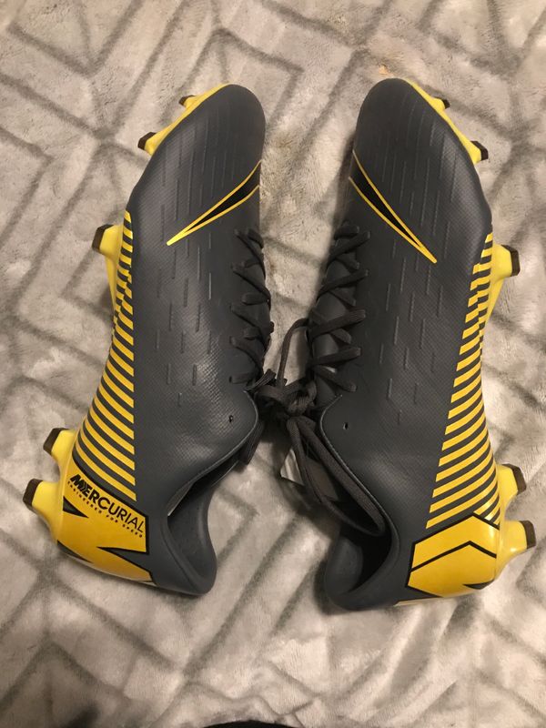 cheap football cleats size 9.5