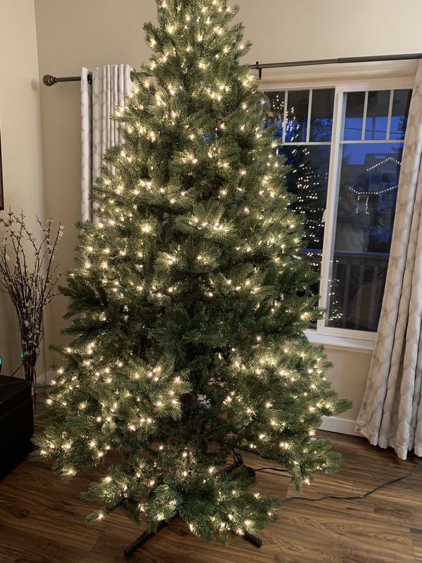 Costco 7.5 foot Christmas tree for Sale in Tacoma, WA - OfferUp