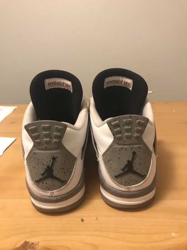 Jordan 4 Oreo cookies and cream size 10, condition 8.5/10 for Sale in