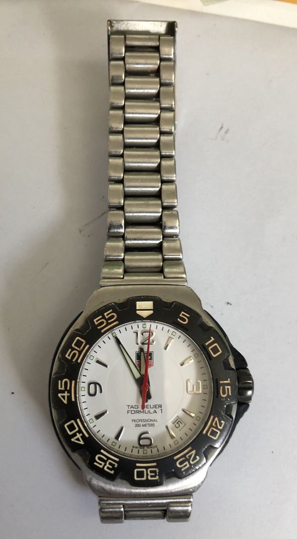 tag heuer formula 1 white