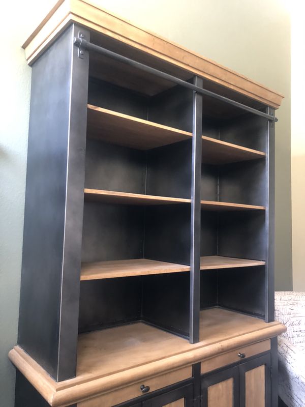 Wall UnitBookcase/library with ladder for Sale in North Las Vegas, NV
