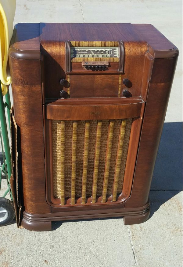 Antique Vintage 1941 Philco Floor Tube Radio Model 41 608 For Sale