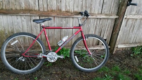 mongoose hilltopper bicycle