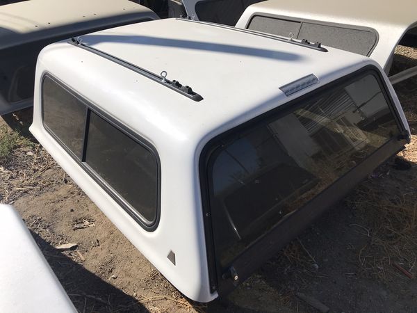 Toyota Tundra Camper shell 2000/2006 for Sale in Perris, CA - OfferUp