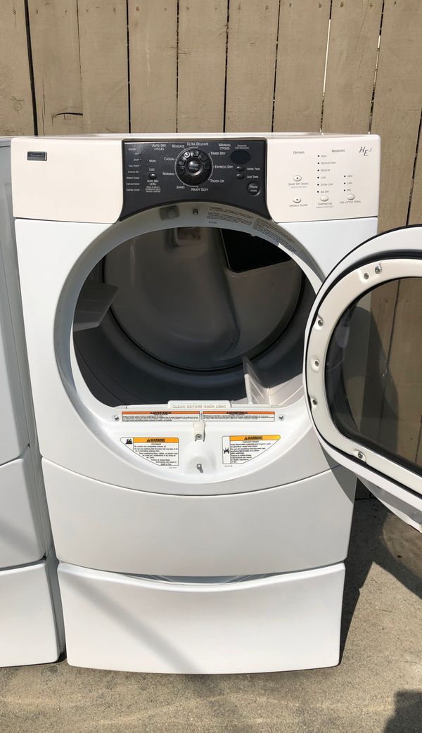 Kenmore Elite HE3t Washer & Gas Dryer w/pedestals for Sale in Glendale