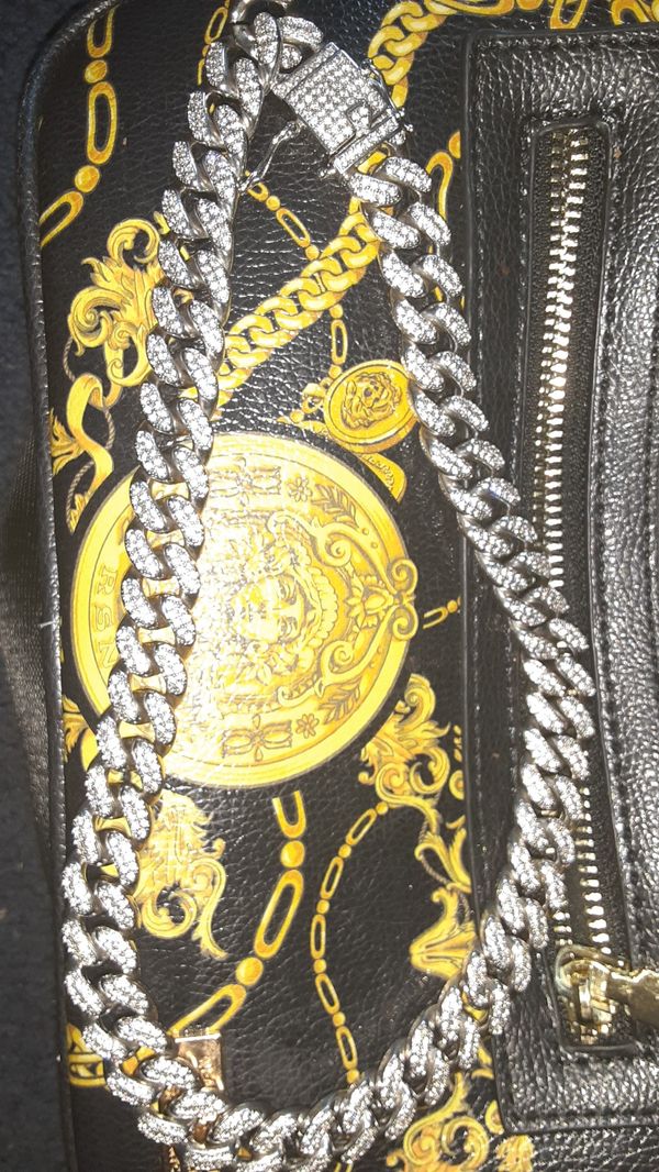 White gold Cuban link chain vvs fully bust down for Sale in