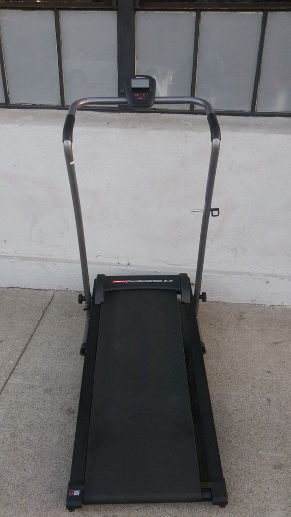 Weslo CardioStride 4.0 Manual Treadmill for Sale in Los Angeles, CA