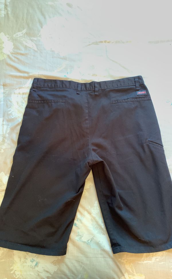 Dickies shorts size 36 in man for Sale in Phoenix, AZ - OfferUp