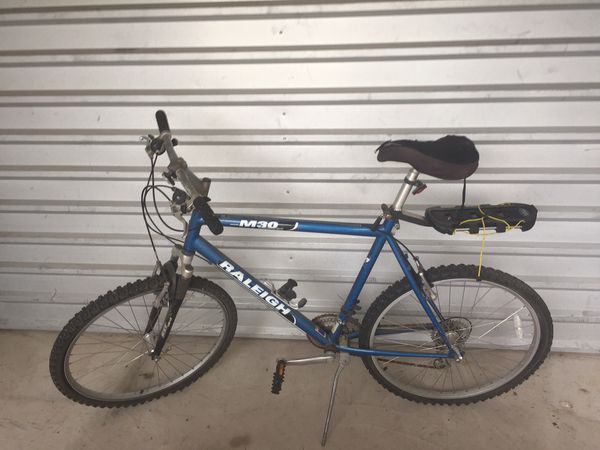 Raleigh M30 Men’s Mountain Bike for Sale in Houston, TX - OfferUp