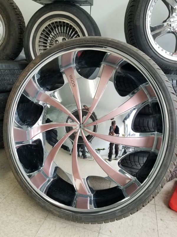 32 inch Starr rims wheels 5x120 3052532 for Sale in Chicago, IL - OfferUp