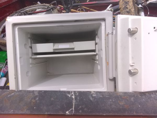 Sentry Safe Door Stuck In The Open Position For Sale In Grand Prairie Tx Offerup