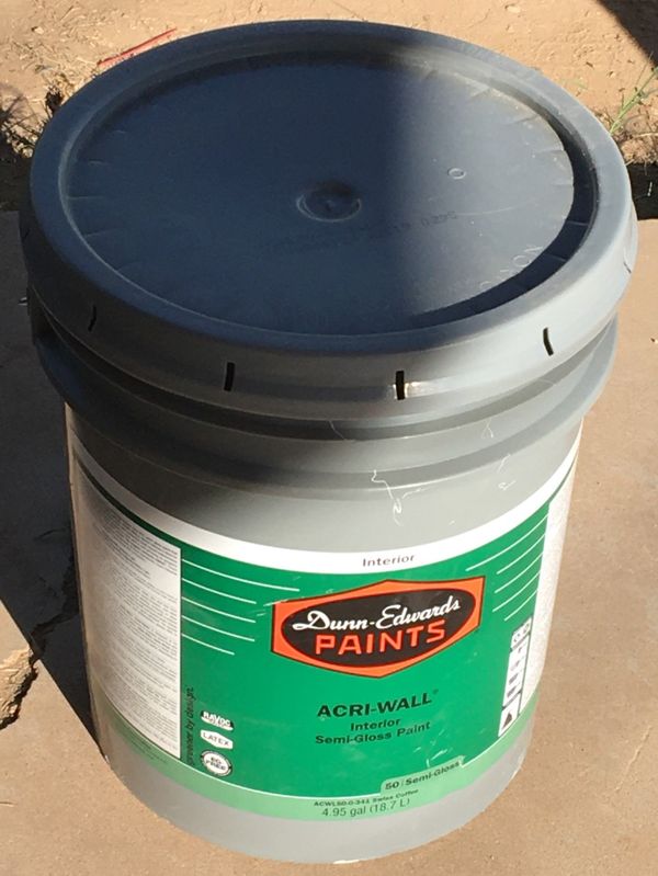 DUNN EDWARDS PAINT 5 GAL for Sale in Avondale, AZ - OfferUp