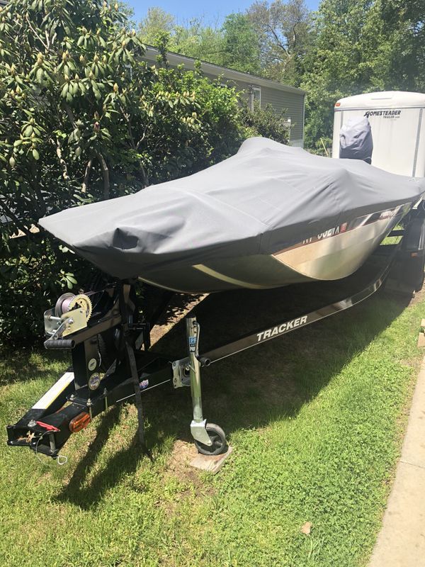 2015 bass tracker pro 170 for Sale in North Kingstown, RI - OfferUp