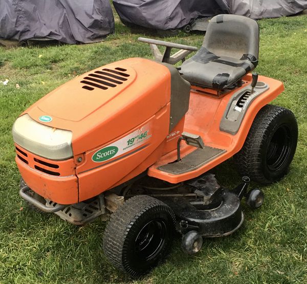 Scotts 46" Riding Mower W/ 19HP Briggs VTwin Jersey Village/JV