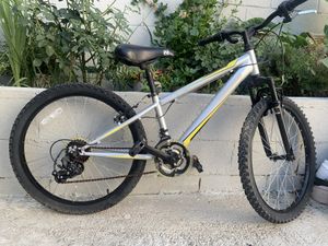 Nishiki mountain bike β24 for Sale in Los Angeles, CA