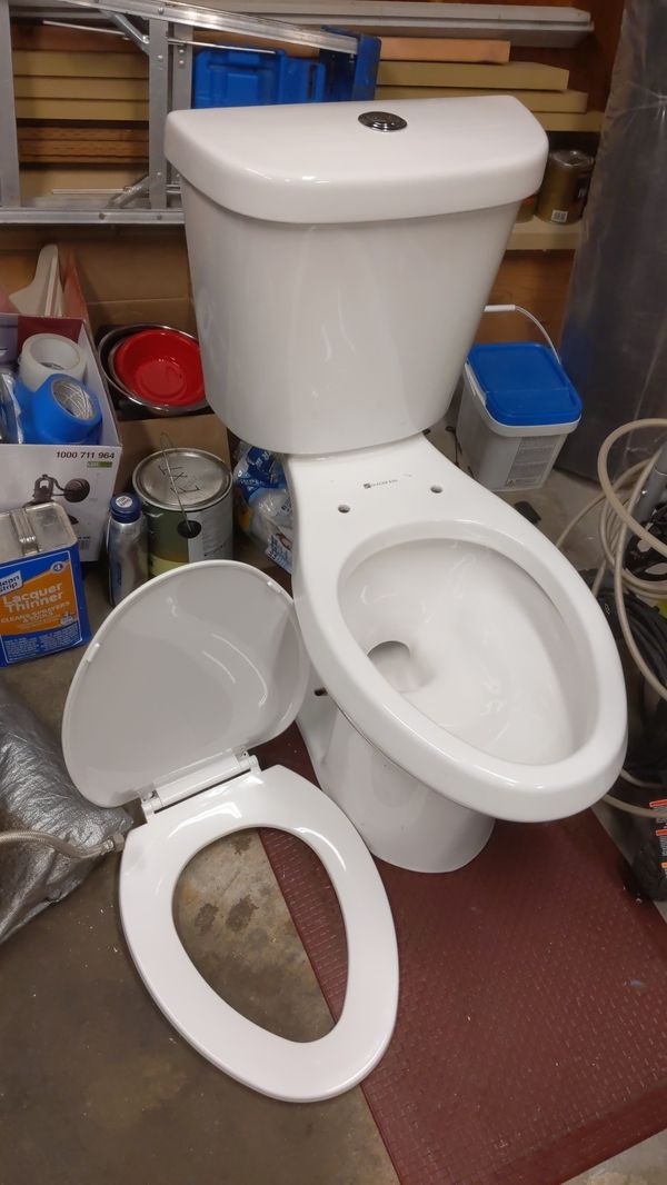 Glacier Bay Toilet Dual Flush for Sale in WA OfferUp