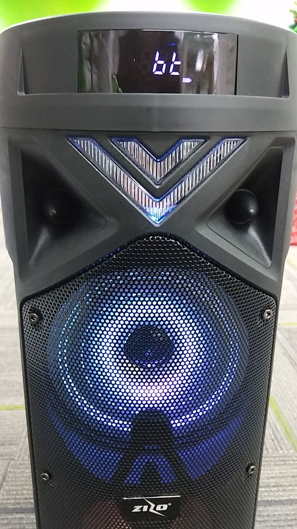 Zizo Boom Z8 Bluetooth speaker for Sale in Asheboro, NC OfferUp
