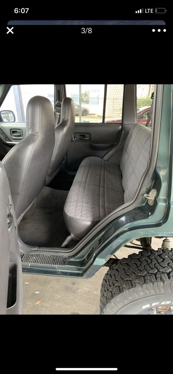 1999 Jeep Cherokee 4.0 sport for Sale in Houston, TX - OfferUp