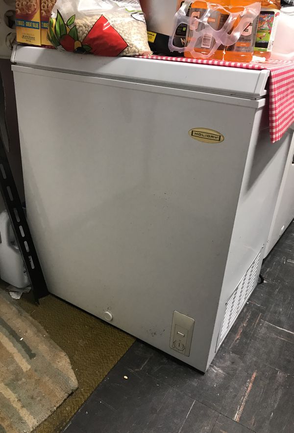 Holiday chest freezer for Sale in San Diego, CA - OfferUp