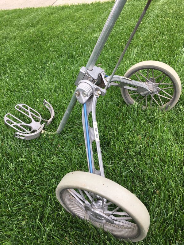 Bag Boy Vintage Push / Pull Golf Cart for Sale in Bolingbrook, IL OfferUp
