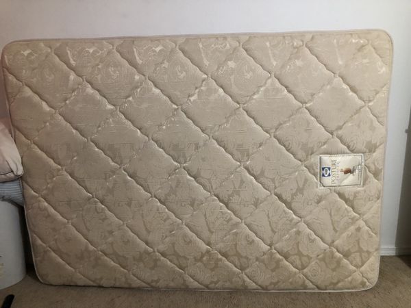 simmons maxipedic twin mattress