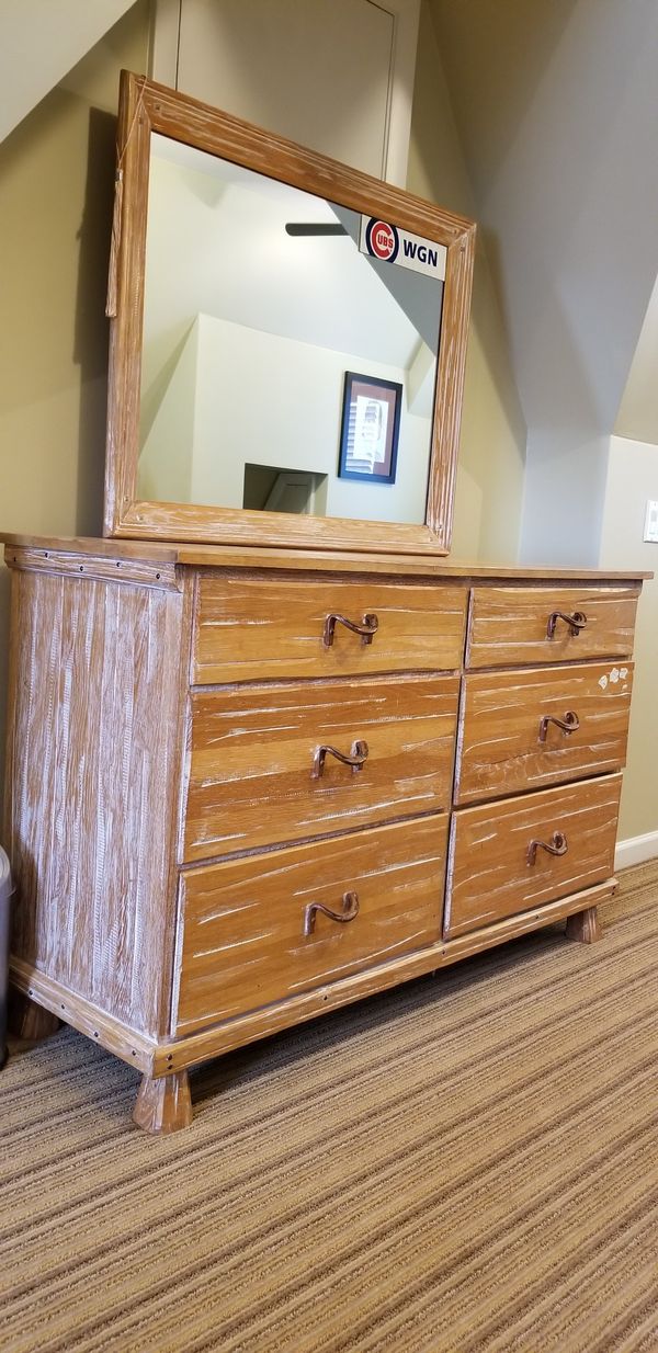 A. Brandt vintage Ranch Oak bedroom set for Sale in IND HEAD PARK, IL