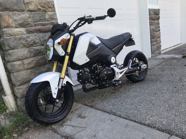 grom stretched and lowered