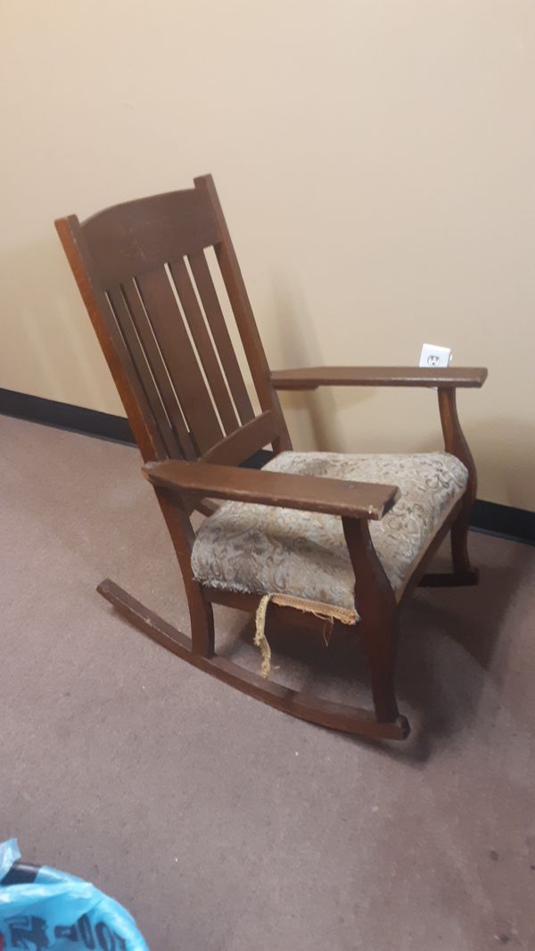 Antique rocking chair. 100 + years old for Sale in Virginia Beach, VA