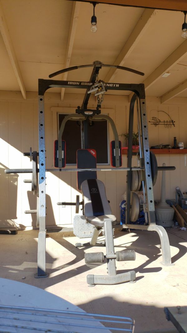 Iron Grip Strength Smith machine w/ plates for Sale in Tempe, AZ OfferUp