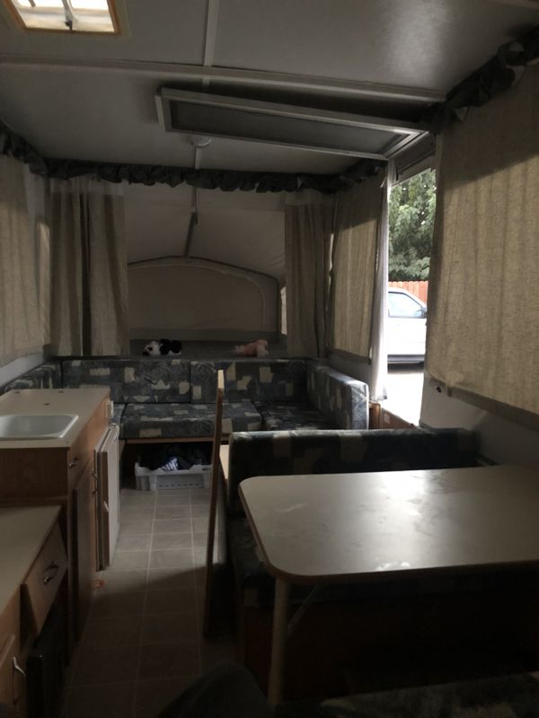 2004 Jayco Qwest 12a Pop Up Trailer for Sale in Bakersfield, CA - OfferUp