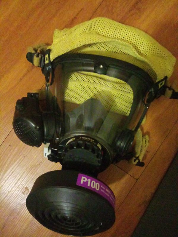 Scott AV-2000 Firefighters mask Facepiece for Sale in Groveport, OH ...