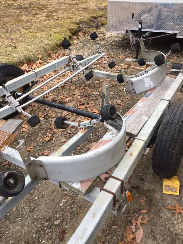 EZ LOADER ROLLER BOAT TRAILER FRAME for Sale in Jackson Township, NJ