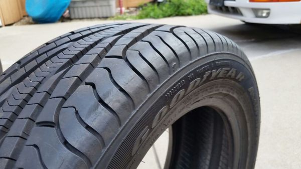 Goodyear Assurance tires for Sale in Sauk Village, IL - OfferUp