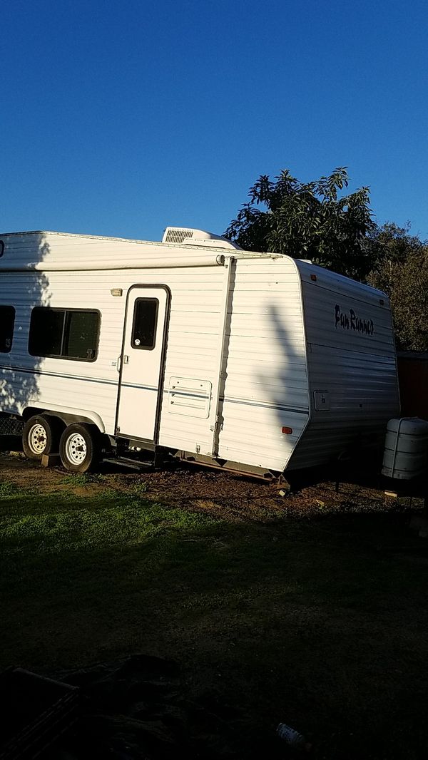 2002 Carson fun runner toy hauler 21 ft for Sale in Chula Vista, CA ...