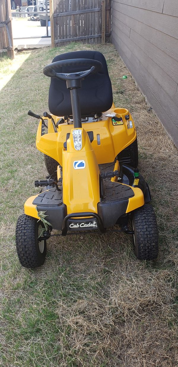 Cub Cadet Cc30h Riding Mower For Sale In Dallas Tx Offerup 2950