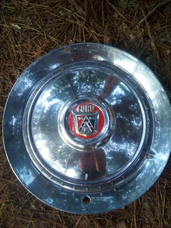 1954 Ford Hubcaps for Sale in Jacksonville, TX OfferUp