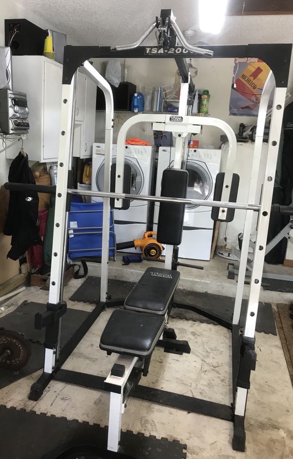 TSA 2000 A smith machines all in one work out gym for Sale in Orange